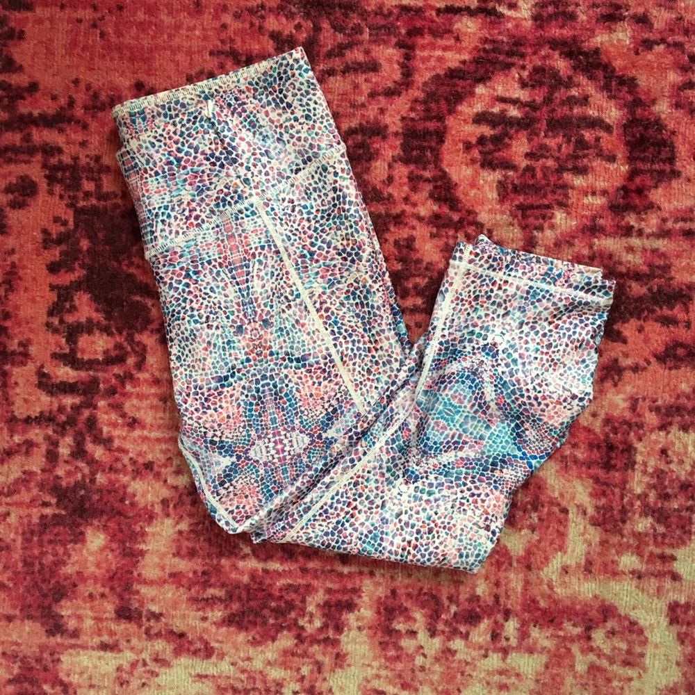 EUC Multi-color Snakeskin CALIA Capri Leggings